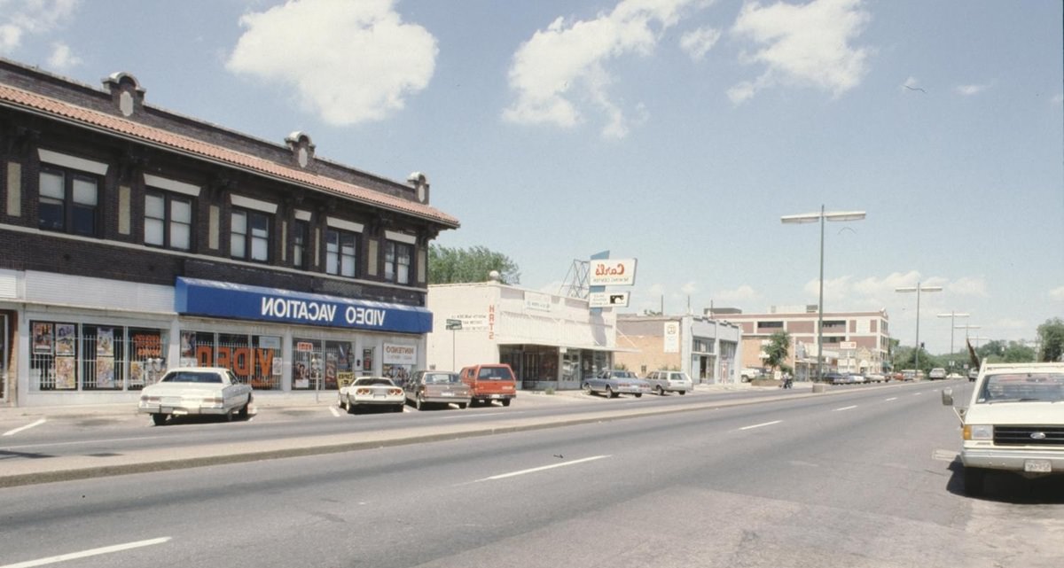 Dallas 1990s